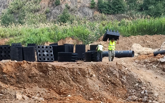 德勵石設(shè)計并施工富政儲出【2017】13號地塊雨水收集回用項(xiàng)目