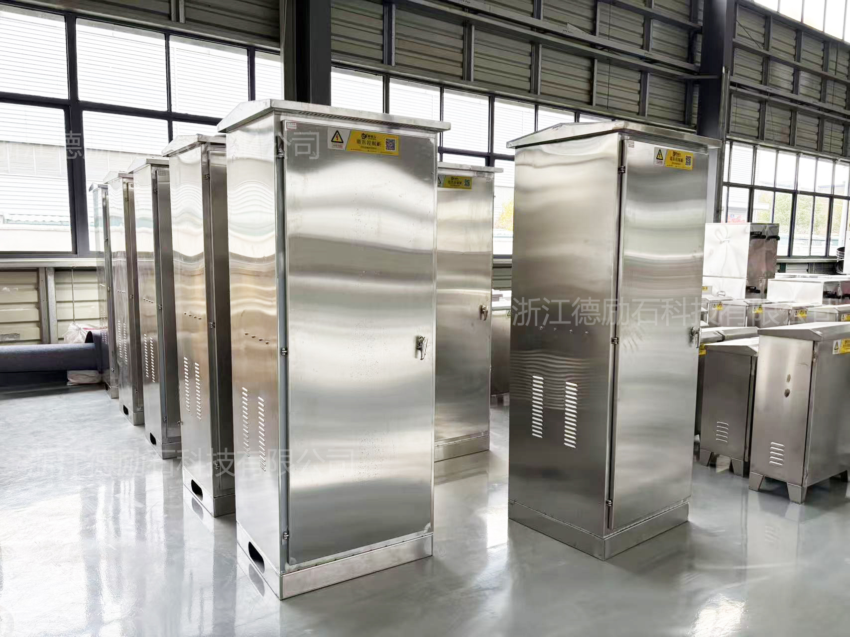 德勵石雨水收集系統控制柜——智能控水核心 賦能高效運維